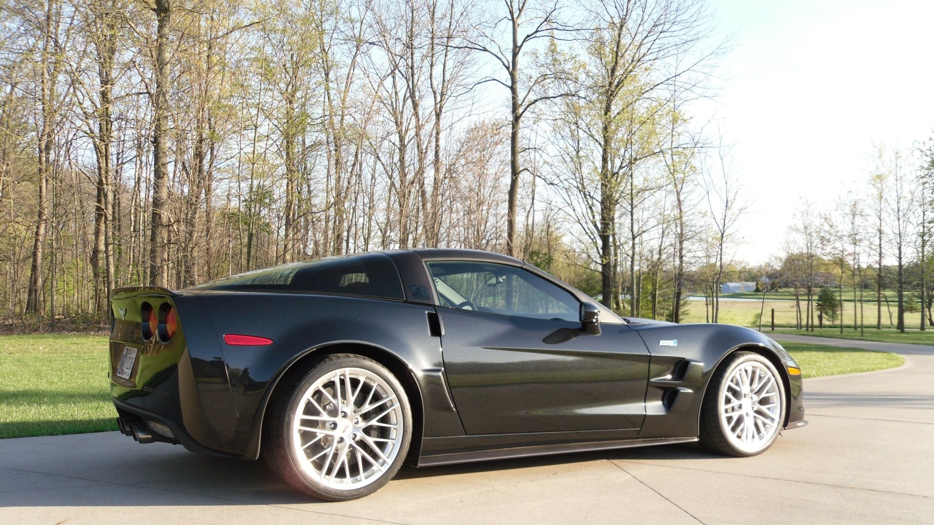 2012ZR1Vette.jpg